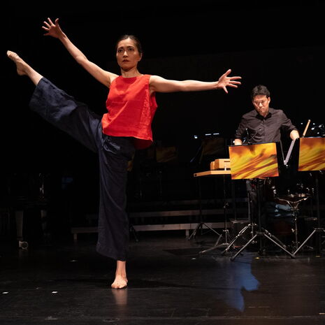 EinKlang – Musik und Tanz - 05. Juli - Tänzerin: Fumiko Okusawa (Contemporary Dance), Fotograf: Jo Titze